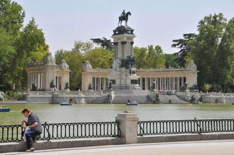 Madrid (c) Alesia Belaya